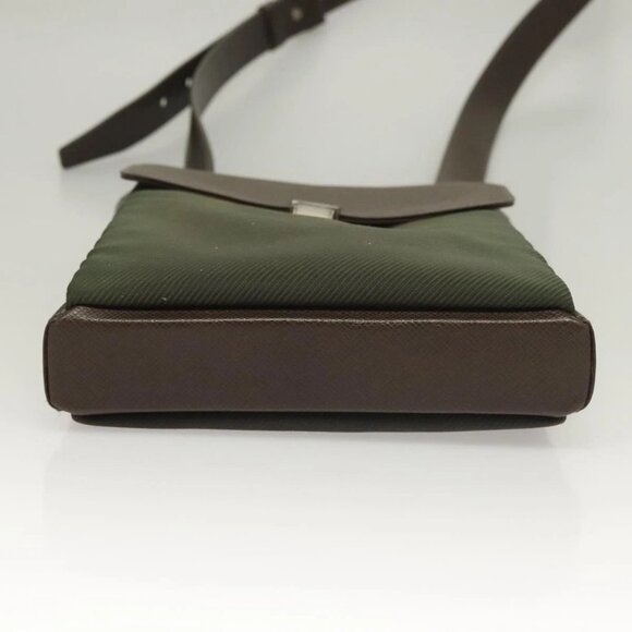 LOUIS VUITTON Taiga Saratov PM Shoulder Bag Grizzly M30898 LV Auth 129021 - Picture 7 of 16